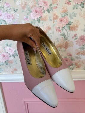 Vintage Escada Pink and White Leather Pointed-Toe Pumps